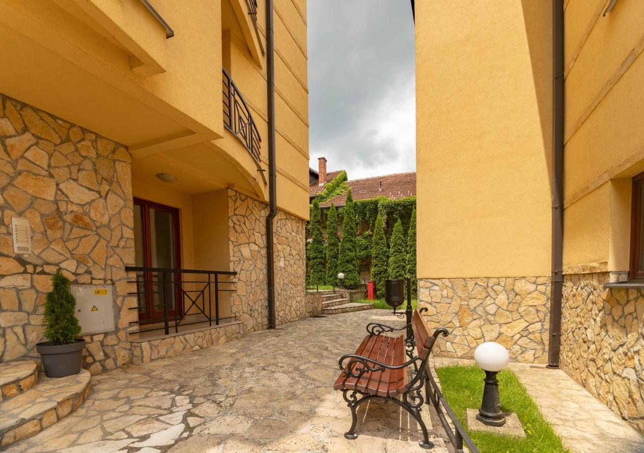 Apartman Modena Lux Vrnjačka Banja Dış mekan fotoğraf